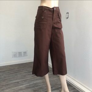 Gloria Vanderbilt Capri pants  Brown size:8